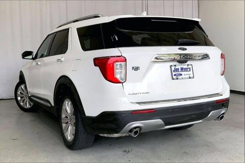 Star White Metallic Tri-Coat 2022 Ford Explorer Limited