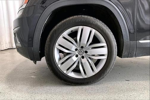 2018 Volkswagen Atlas 3.6L SEL Premium