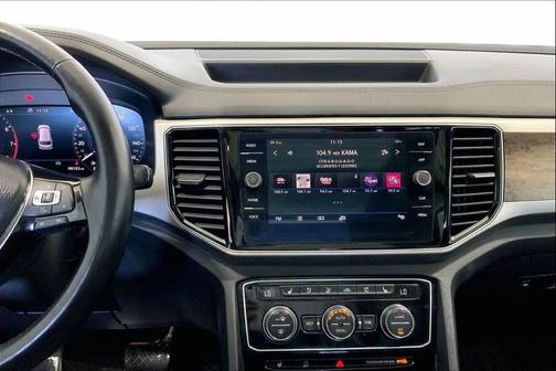 2018 Volkswagen Atlas 3.6L SEL Premium