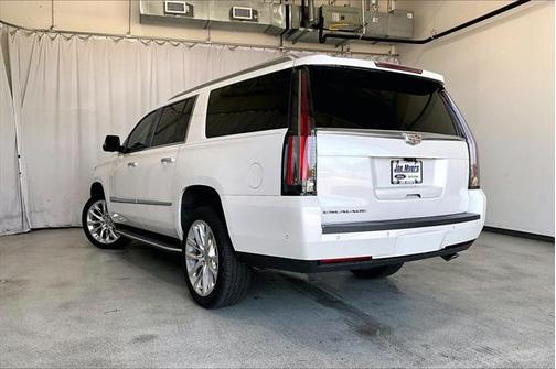 2019 Cadillac Escalade ESV Luxury