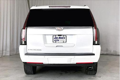 2019 Cadillac Escalade ESV Luxury