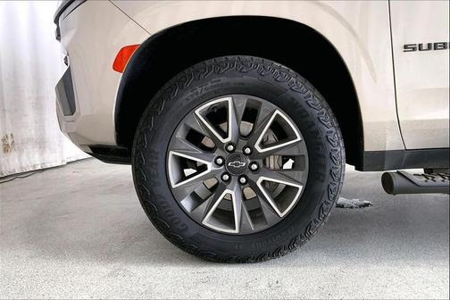 2024 Chevrolet Suburban 4WD Z71