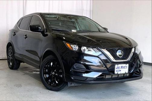 2022 Nissan Rogue Sport S