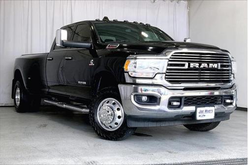 2020 RAM 3500 Lone Star Crew Cab 4x4 8' Box