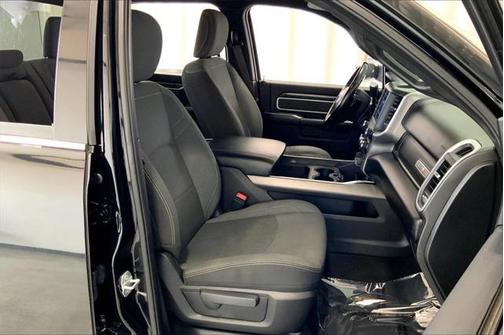 2020 RAM 3500 Lone Star Crew Cab 4x4 8' Box