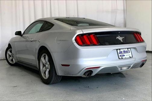 2016 Ford Mustang V6