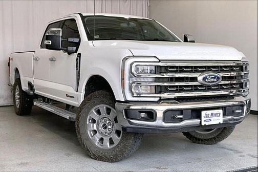 Star White Metallic Tri-Coat 2024 Ford F-350 Lariat
