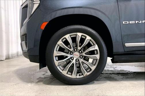 Dark Sky Metallic 2021 GMC Yukon Denali