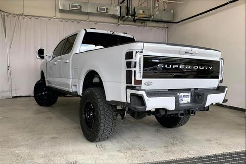 2025 Ford F-250 Platinum