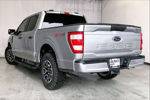 Iconic Silver Metallic 2023 Ford F-150 XL