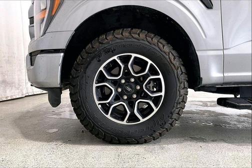 Iconic Silver Metallic 2023 Ford F-150 XL