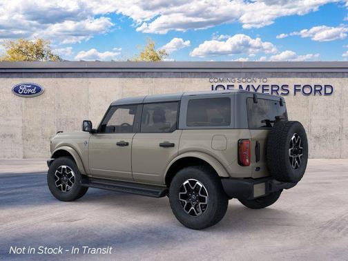 Desert Sand 2026 Ford Bronco Outer Banks