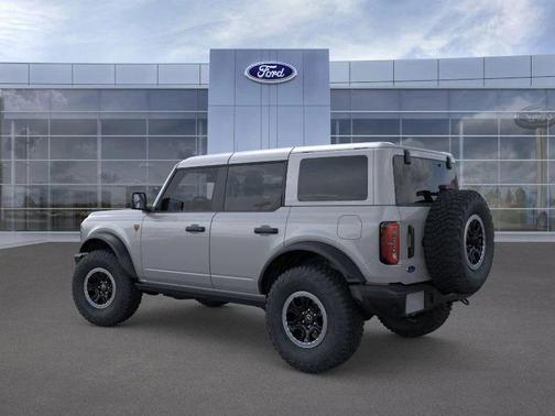 Avalanche Gray 2026 Ford Bronco Badlands