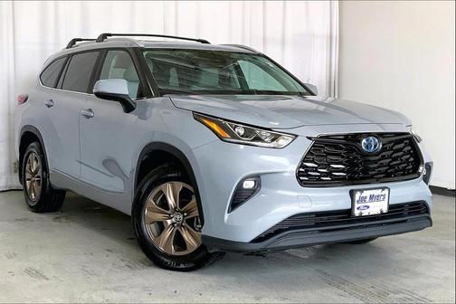 2023 Toyota Highlander Hybrid XLE
