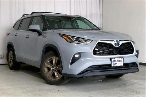 2023 Toyota Highlander Hybrid XLE