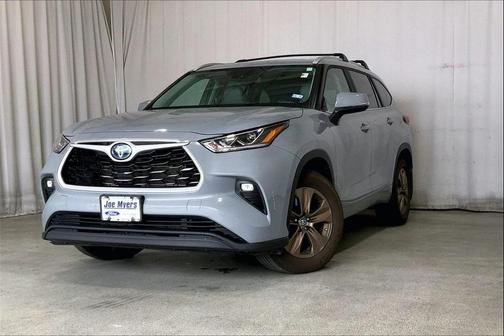 2023 Toyota Highlander Hybrid XLE