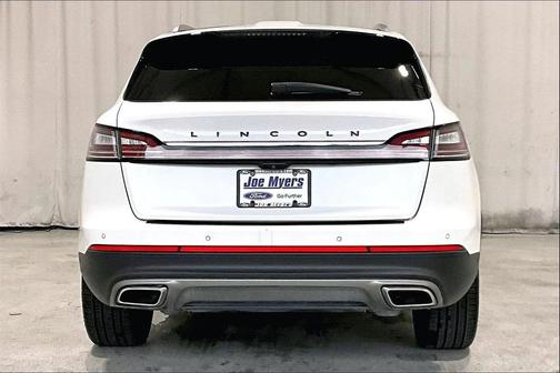 2022 Lincoln Nautilus Black Label