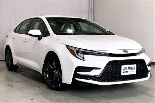 Ice Cap 2024 Toyota Corolla Hybrid SE