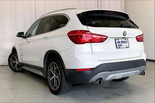 Alpine White 2018 BMW X1 sDrive28i