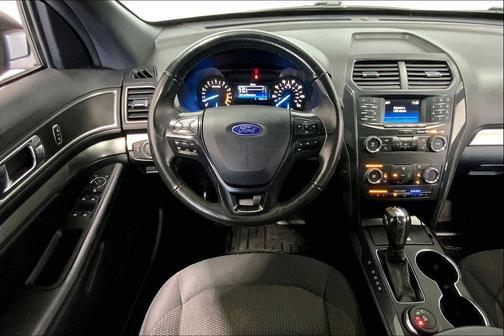 Blue Metallic 2019 Ford Explorer XLT
