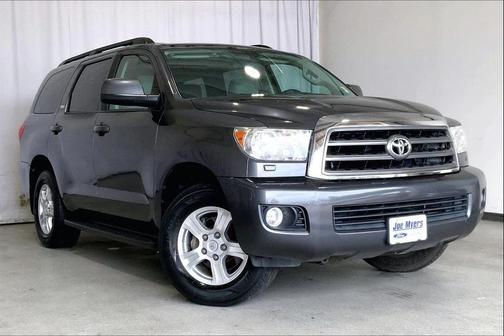 2017 Toyota Sequoia SR5