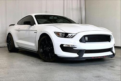 2019 Ford Shelby GT350 Base