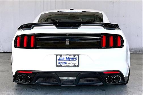 2019 Ford Shelby GT350 Base