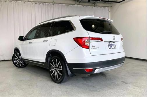 2020 Honda Pilot Touring 8-Passenger
