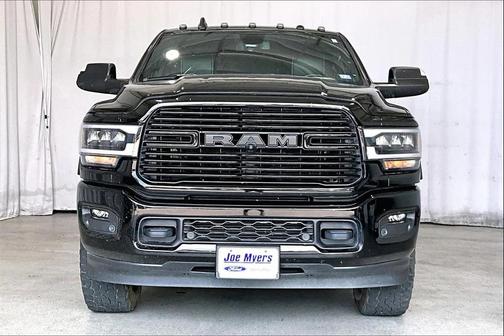 2022 RAM 2500 Laramie Crew Cab 4x4 6'4' Box