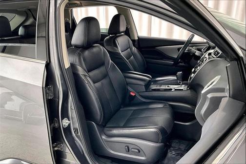 2022 Nissan Murano SL