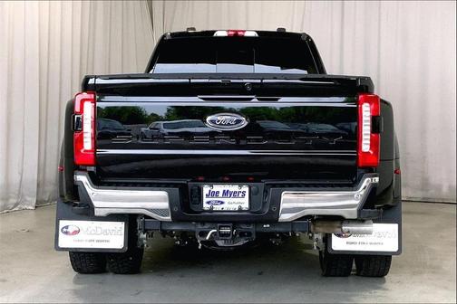 2025 Ford F-450 Lariat