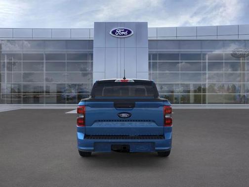 2026 Ford Maverick Lobo Standard