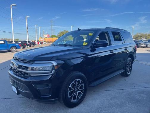 2022 Ford Expedition XLT