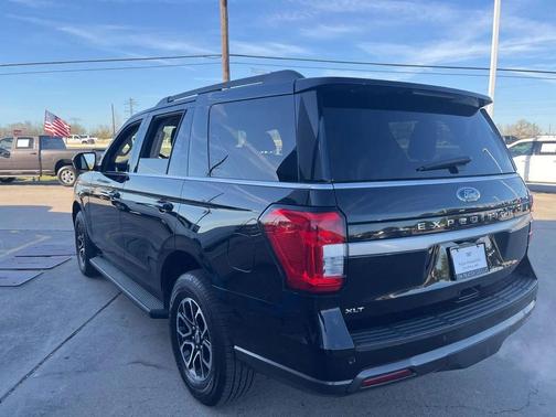 2022 Ford Expedition XLT