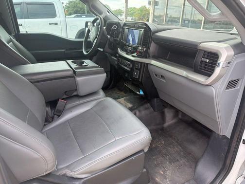 Oxford White 2022 Ford F-150 XL