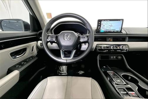 2024 Honda Pilot Touring 8-Passenger