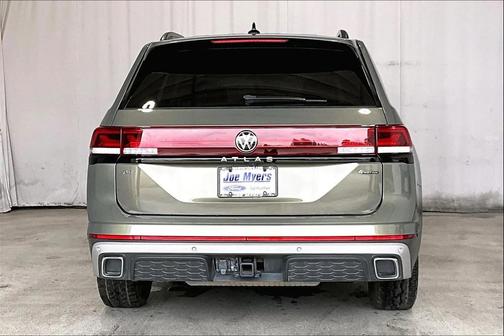 2024 Volkswagen Atlas 2.0T SE w/Technology 4MOTION