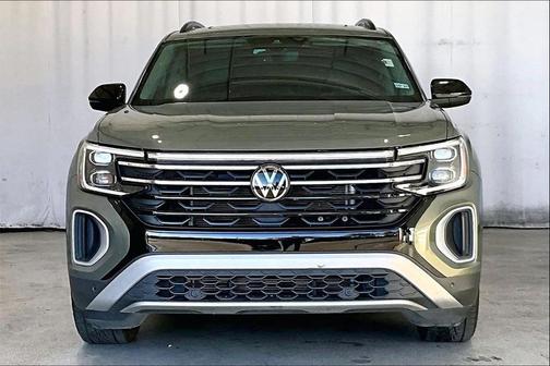 2024 Volkswagen Atlas 2.0T SE w/Technology 4MOTION
