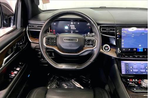 2022 Jeep Grand Wagoneer Series I 4x4