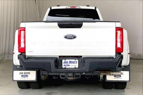 Oxford White 2025 Ford F-450 XL