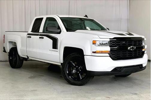 2018 Chevrolet Silverado 1500 Custom