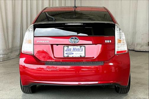 Barcelona Red Metallic 2011 Toyota Prius III