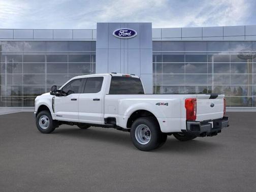2025 Ford F-350 XLT