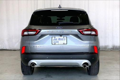 Carbonized Gray Metallic 2024 Ford Escape Active