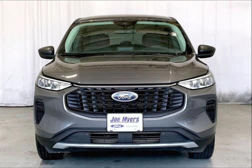 Carbonized Gray Metallic 2024 Ford Escape Active