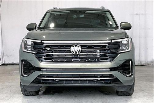 2025 Volkswagen Atlas 2.0T SEL Premium R-Line 4MOTION