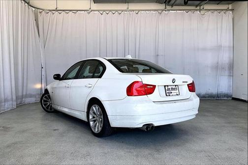 2011 BMW 328 328i