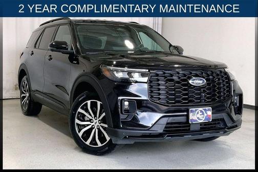Black Metallic 2025 Ford Explorer ST-Line
