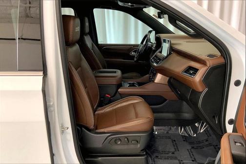 2023 Chevrolet Suburban 4WD High Country