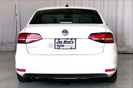 2016 Volkswagen Jetta 1.8T Sport